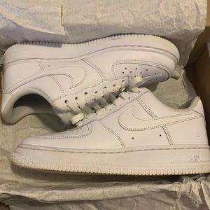 Nike Air Force 1 ‘07 White/White size 7